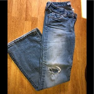 Gap vintage jeans. Spring ‘06. Curvy Flare. Size 8